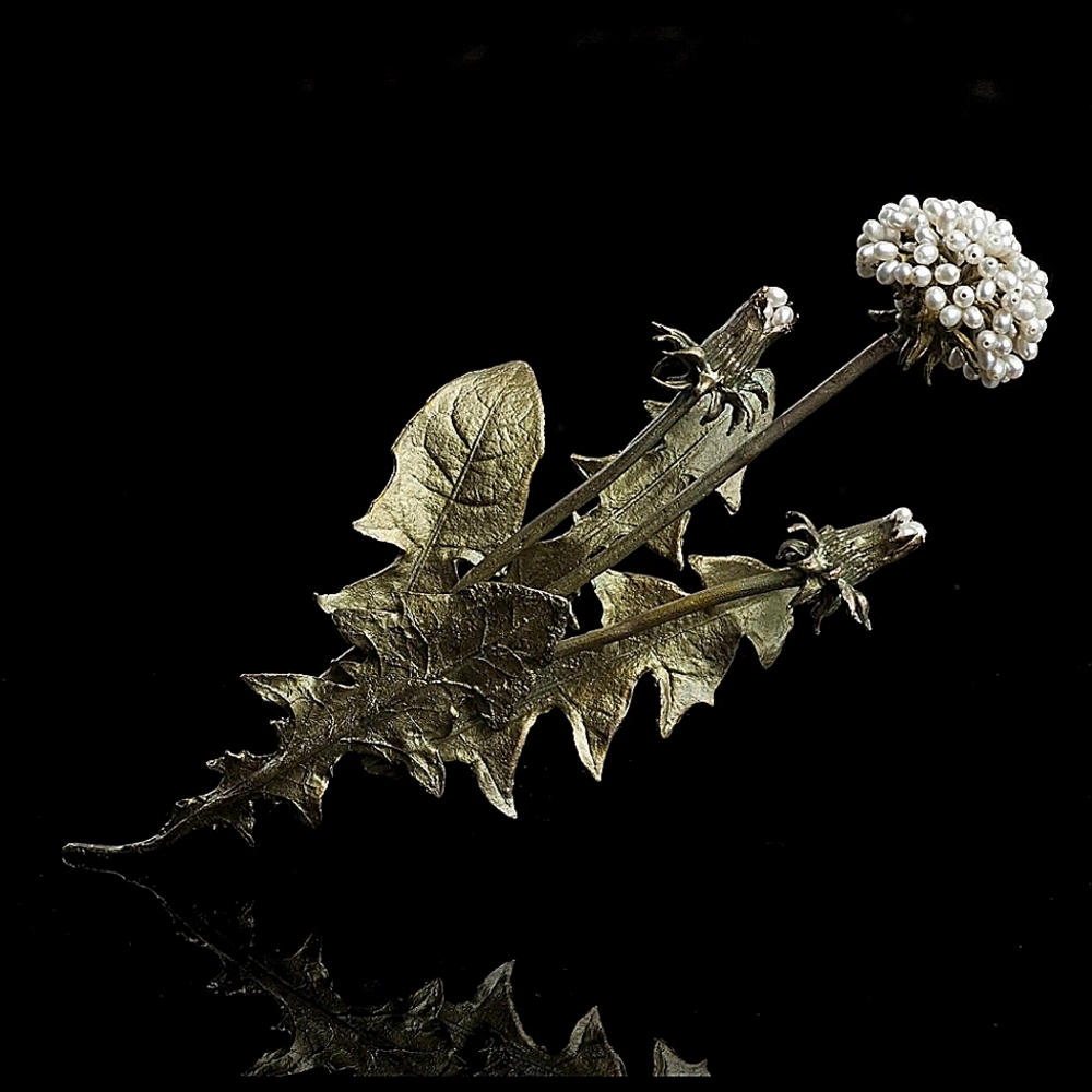 ♥️NWT Enameled and Freshwater Pearls Bouquet Brooch